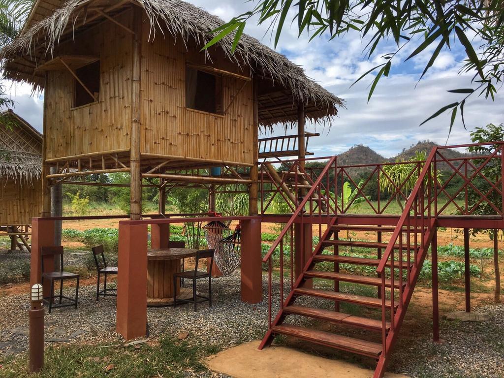 Baan Nork Farmstay บ้านนอก ฟาร์มสเตย์ Nong Nam Daeng Exterior photo